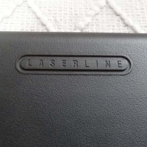 LASERLINE ~ 12 Disc Wallet Organizer ~ Soft-touch, Hard Case ~CD / DVD / Blu Ray - Picture 5 of 5
